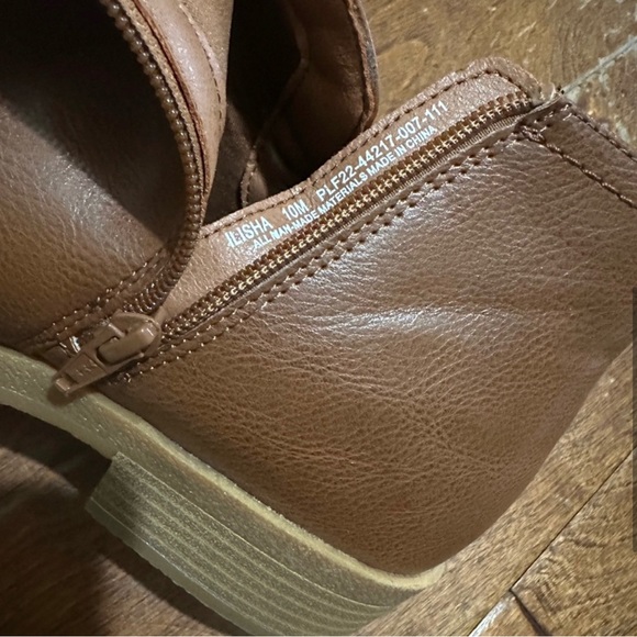 Frye and Co Ilisha booties - Picture 6 of 7